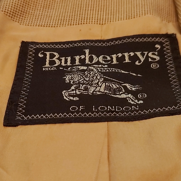 Burberry Blazer w Shoulder Pads - Picture 2 of 4